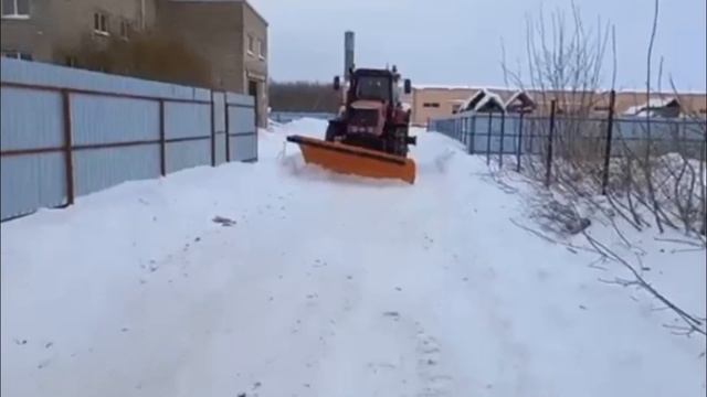 Снегоочистительный передний скоростной отвал на трактор Беларус-3022/3522 в работе ? смотреть онлайн