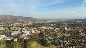 Helicopter flight. Los Angeles. Hollywood sign. Полёт на вертолете над Лос Анджелесом. Знак Голливу