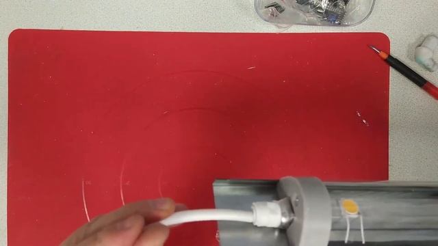 HydroLED SLP. Светодиодный фитосветильник с водяным охлаждением. 100 Ватт. С чиллером. смотреть онлайн