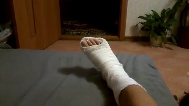 У ЛАГИДА СЛОМАЛОСЬ НОГА!!!!!!!!!!!/ПОДЕРЖИТЕ МЕНЯ ЛАЙКУСИКОМ смотреть онлайн