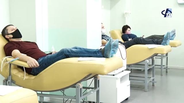 В период пандемии уменьшилось количество желающих сдать кровь смотреть онлайн