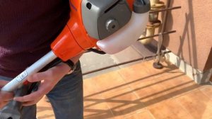 Бензиновый триммер Husqvarna 128 R первый пуск