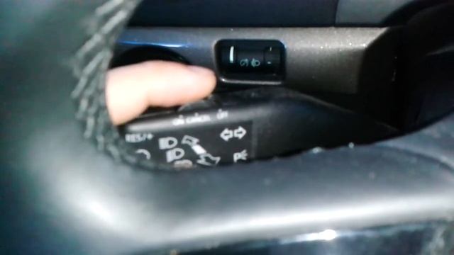 Шкода Йети (Skoda Yeti): Как включить и пользоваться круиз контролем? смотреть онлайн