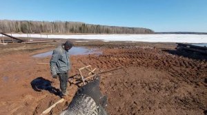 Увеличение вертикальной устойчивости винтовых свай. Как закрутить винтовые сваи одному ?