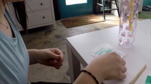 Teaching My Daughter to Apply Adhesive Vinyl: Great Beginner Tips