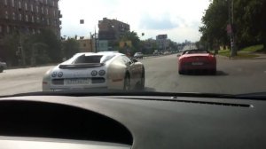 2020 Ferarri California против Bugatti Veyron