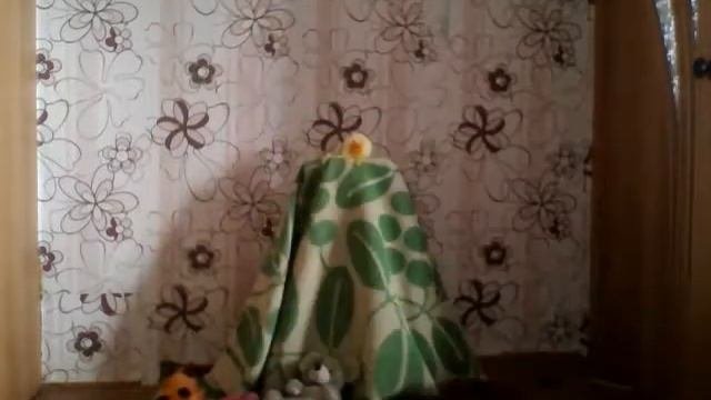Смех без причины-признак дурачины.