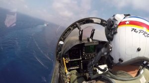 Посадка на Авианосец истрибителя F/A-18F