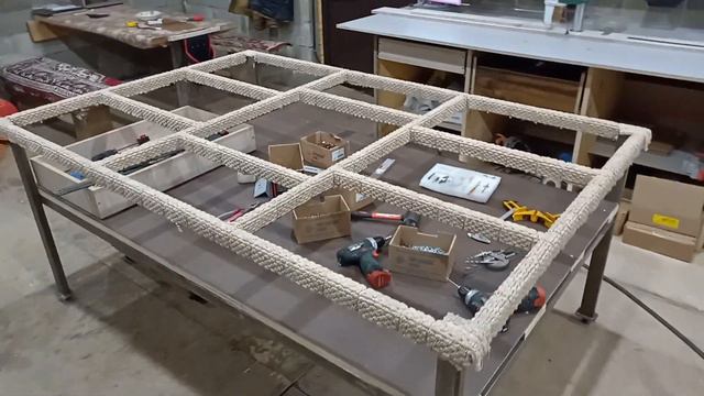 стол для сборки мебели смотреть онлайн