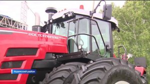 Тюменские аграрии выбирают технику отечественного производства для работы в полях