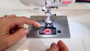 Singer Quantum Stylist 9960 7 Inserting the Bobbin