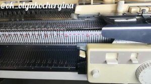 Промышленная резинка на вязальной машине с идеальным краем с использованием корд.