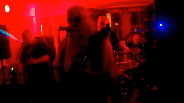 Alien Stash Tin - Lord Of The Hornets (Robert Calvert cover) - Live @ The Cotswold Inn, Cheltenham смотреть онлайн