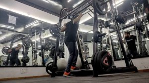 100 kg / 220 lbs Squat Training