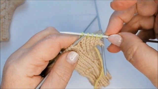 Детские варежки спицами.  Вязание спицами.