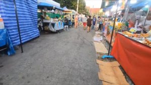 Ночной рынок Карон на территории Храма. о. Пхукет, Тайланд