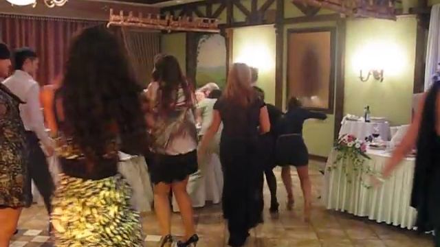 Ловим букет невесты !!! смотреть онлайн