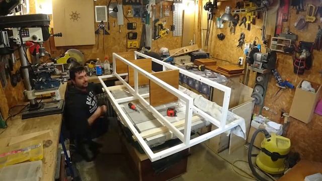 подставка для цветов смотреть онлайн