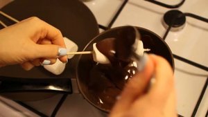Зефир в шоколаде. Простой рецепт десерта