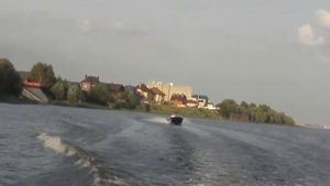 Лодка "Диана 3-01" прыжок с волны!