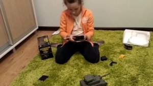 танк на радиоуправлении стреляет пульками