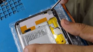 Замена экрана Samsung Galaxy S10 Destroyed Phone Restoration - Rebuild Broken Phone
