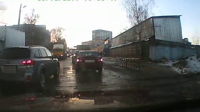 Обгон на жд переезде.avi смотреть онлайн