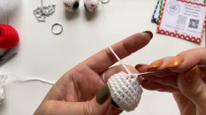 Глаза - брелочки. Мастер-класс вязания крючком