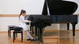 Aline Pivon. Chaykovskiy La dance russe. Чайковский , русская пляска. Алин Пивон.9 лет.