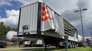 РАСТЕНТОВКА ШТОРНОГО ПОЛУПРИЦЕПА | AUFLIEGER