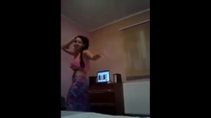 Узбек кизи арабча ракси Узбечка танцует арабский танец