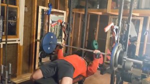 315 lbs (140 kg) slingshot bench for 3