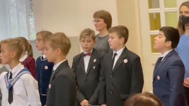 Живи и здравствуй, наша школа!
