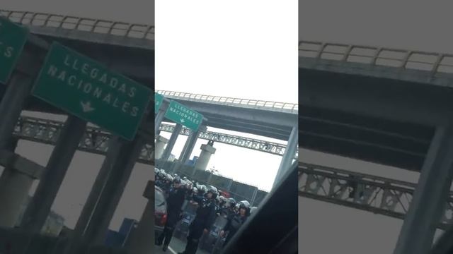 Mexico City Airport Departure through protesters and riot police - August 23rd, 2013