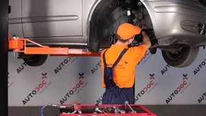 Как да сменим предна стойка на стабилизатор на MERCEDES VITO W639 [AUTODOC УРОК]