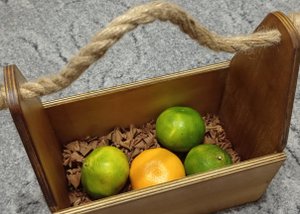 Корзинка из фанеры ... оригинальная упаковка ...