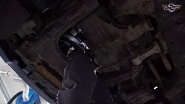 Замена датчика положения коленвала на Hyundai Solaris смотреть онлайн