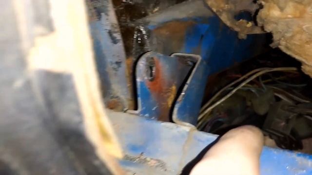 Замена ручки открытия капота ваз 2103-2106 классика, без снятия торпедо смотреть онлайн