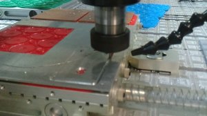 Сквозная обработка на ковриках VAC MAT