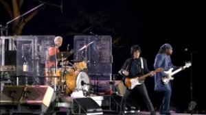 The Rolling Stones - Under My Thumb (Live) - OFFICIAL