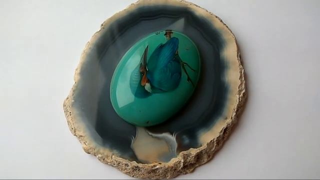 "Зимородок". Камень говлит кабошон, размер 4х3см.