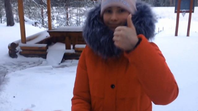 Первое видео в новом году / Отдых на природе / Жарим сосиски смотреть онлайн