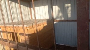 По просьбе подписчика показываю готовый вольер для овчарки.