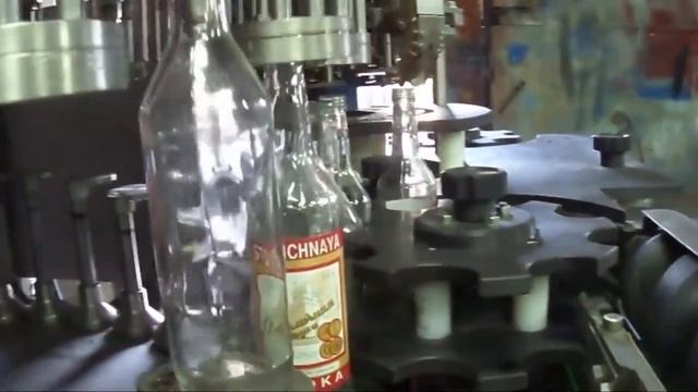 Розливно-укупорочная машина БЗ-ВРК/3