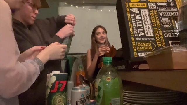 ВЛОГ ВЕЧЕРИНКА В ЧЕСТЬ 21 ДНЯ РОЖДЕНИЯ смотреть онлайн