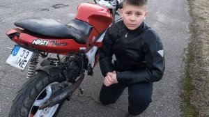 обзор на крутой байк Gilera Dna 50