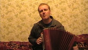 "Постой паровоз" под гармонь