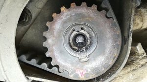 Chevrolet Aveo сломался болт коленвала, удаление
