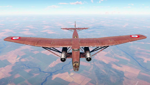 Играю на французском тяжелом бомбардировщике Фарман F.222.2 в War Thunder.