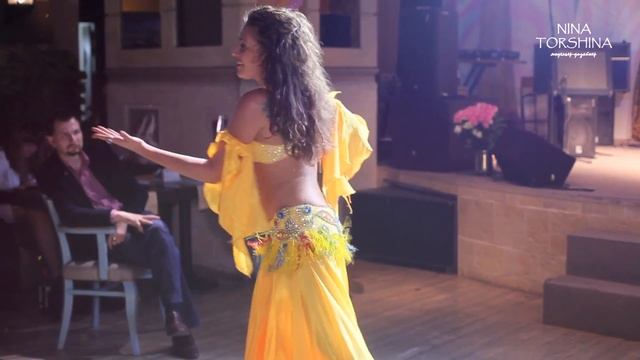 NINA TORSHINA FASHION-SHOW -Лейла Адора смотреть онлайн